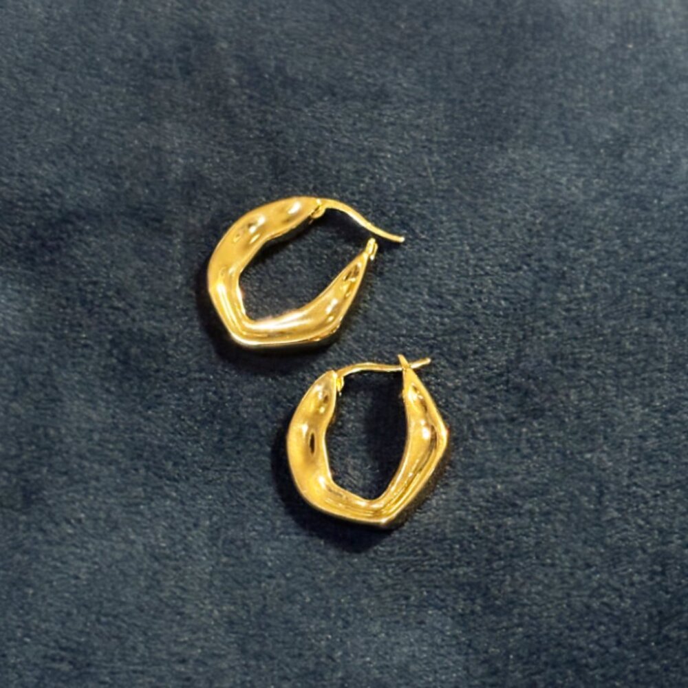 Gold irregular chunky hoop earrings